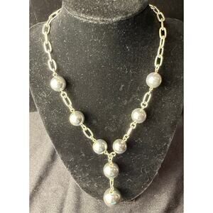 J Lo Y-shape necklace chunky silver-toned chain polished, round beads